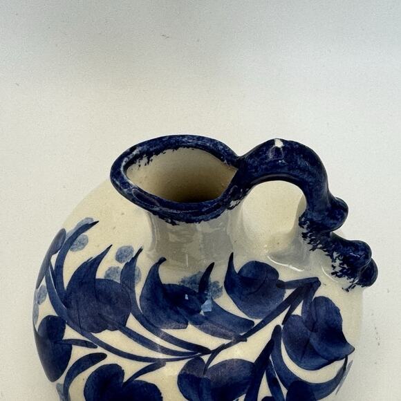 Blue and White Painted Floral Pitcher -‎ Decanter Vase Decor Vintage - Picture 3 of 6
